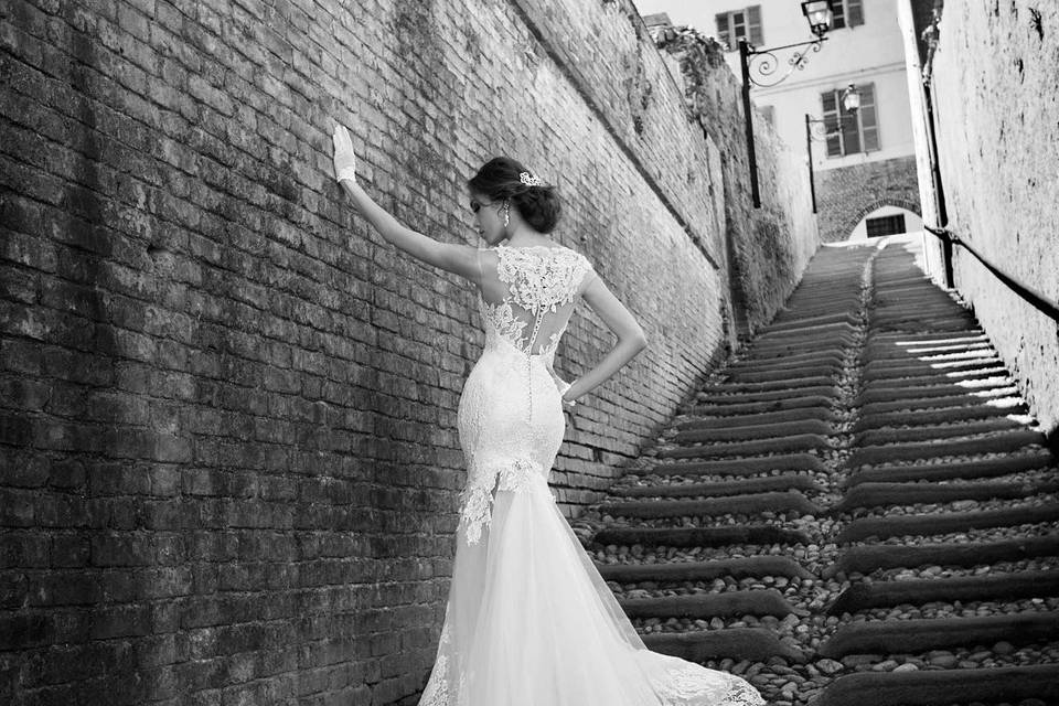 Lace wedding dress