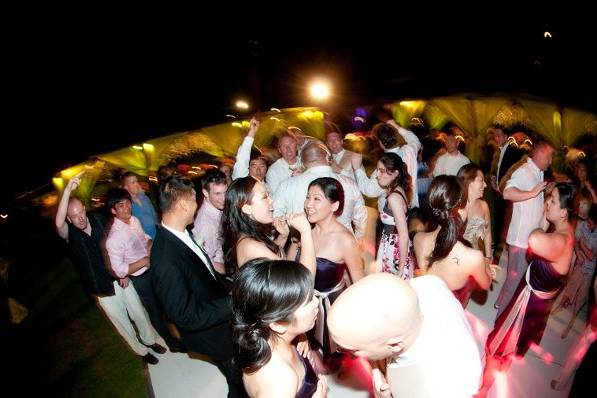 Lanikuhonua Wedding