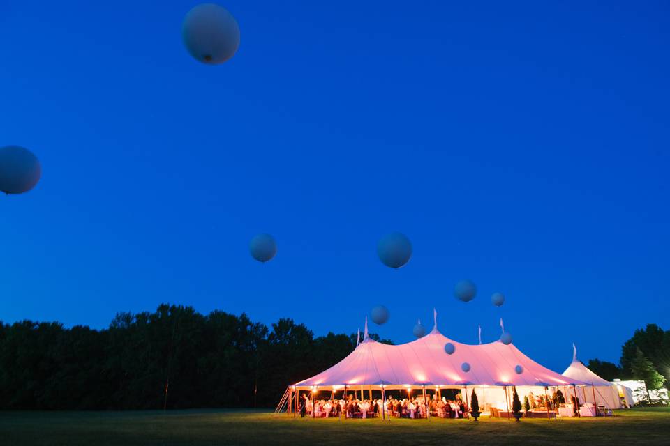 Tented Outdoor Weddings