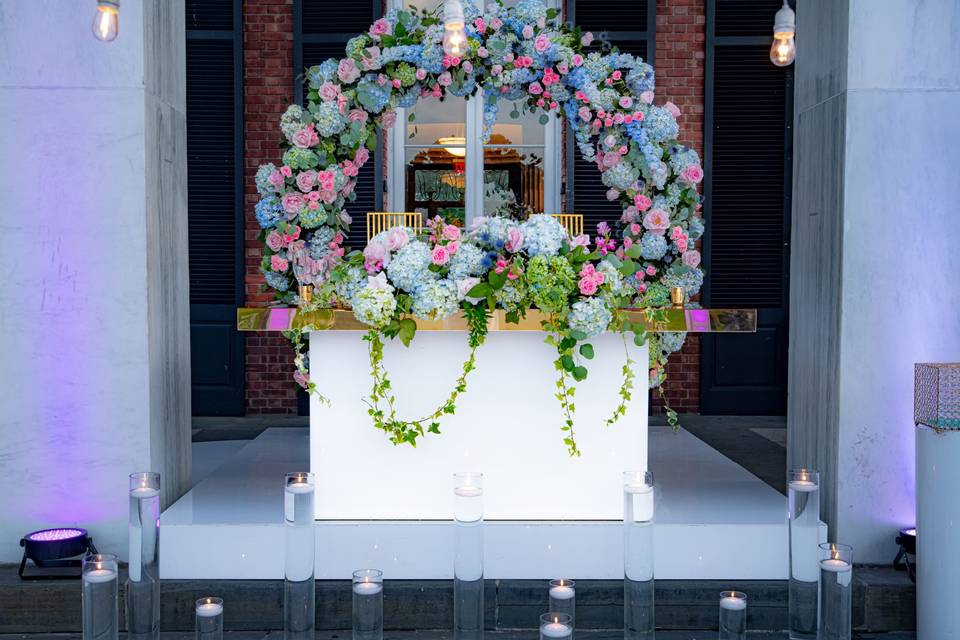 Sweetheart table