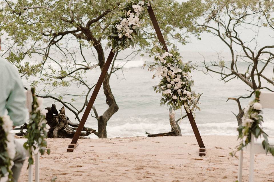 Langosta Beach Front Wedding