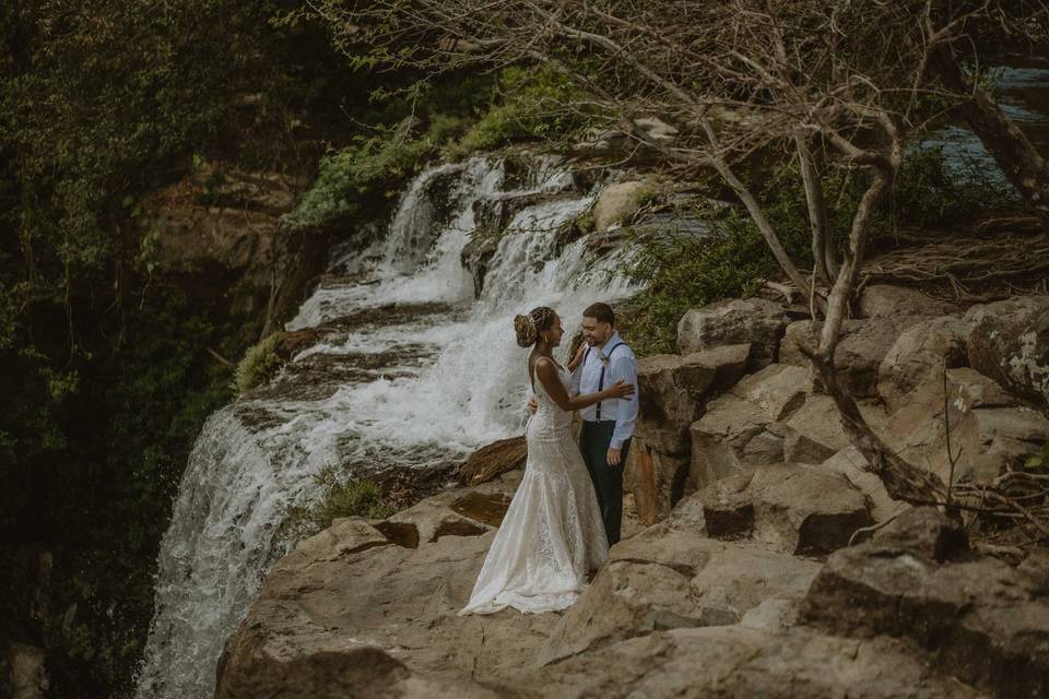 Llanos del Cortes Waterfall