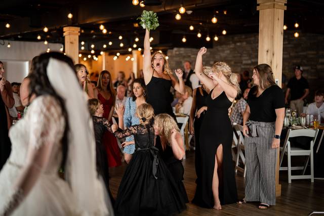 Bouquet Toss