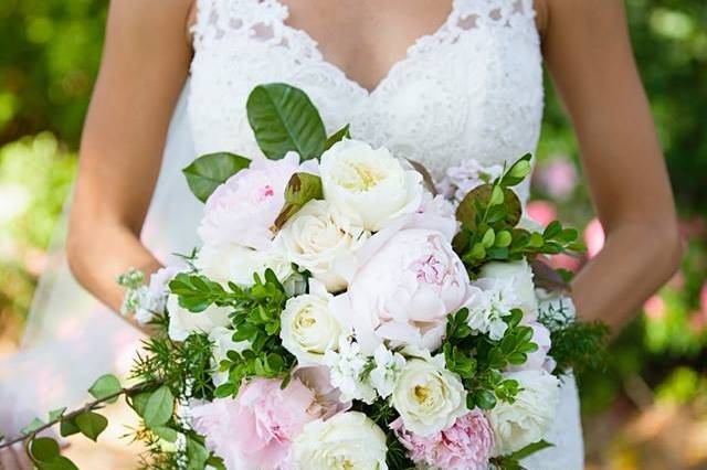 Blush & White Garden Bouquet