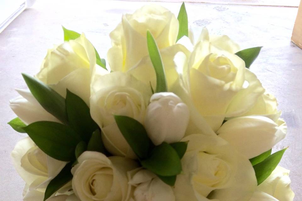 White Rose & Tulip Bouquet