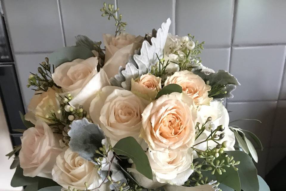 Ivory Rose Bouquet