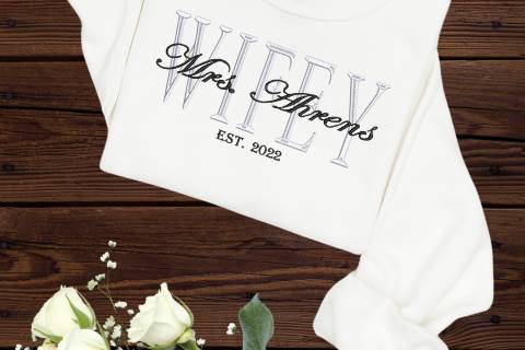 Wifey Est. Crewneck White