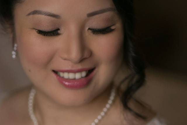 Full face makeup