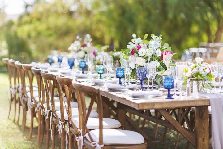 Head table setup