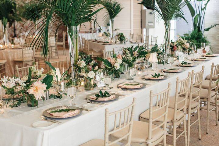 Head table setup