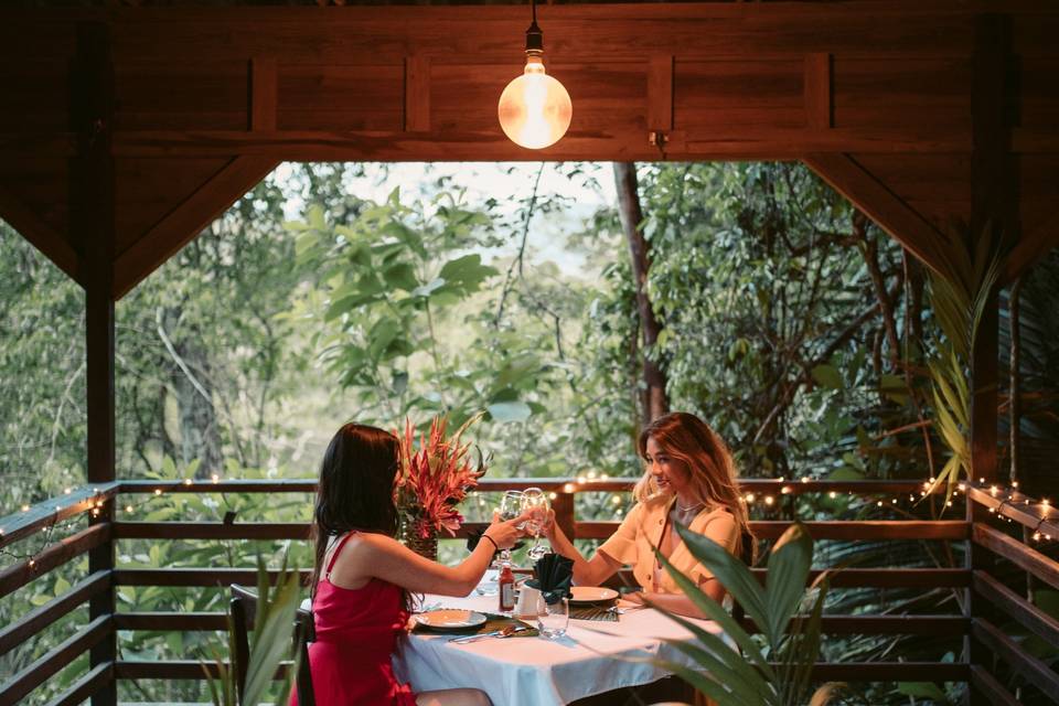 Sweet Songs Jungle Lodge: A Belize Getaway - Married with Wanderlust