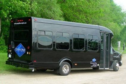 25 passenger mini coach