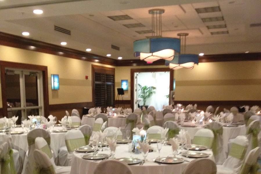 North Hill Chair Covers & Linens