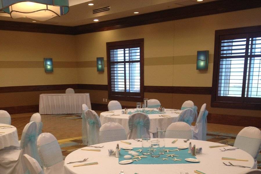 North Hill Chair Covers & Linens