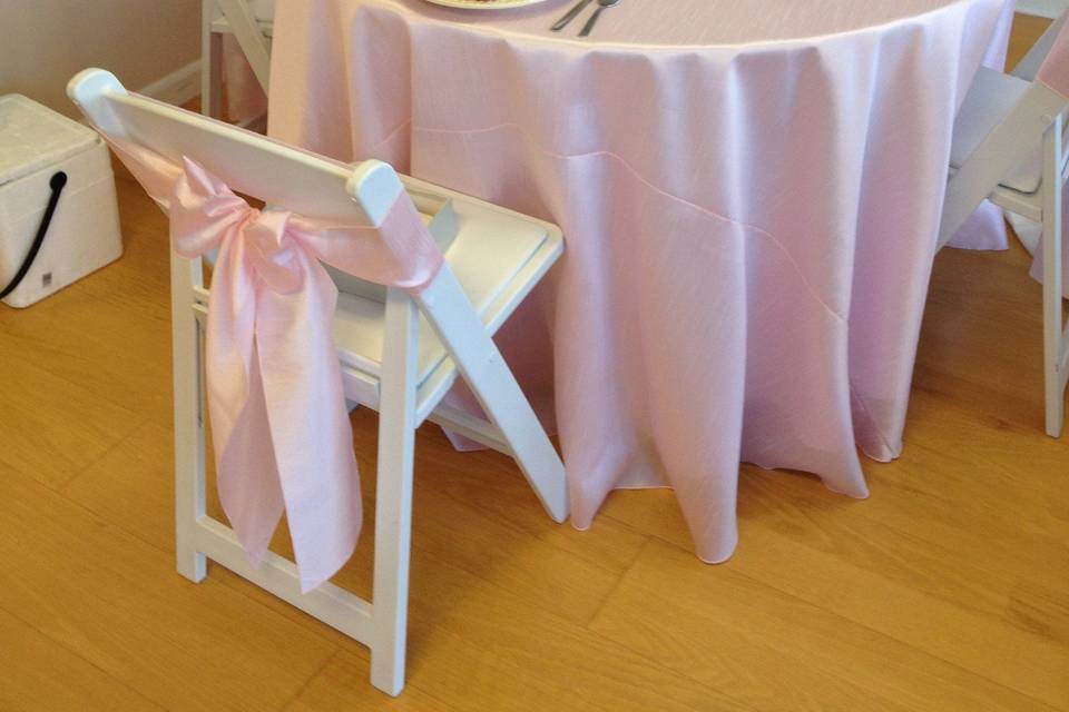 North Hill Chair Covers & Linens