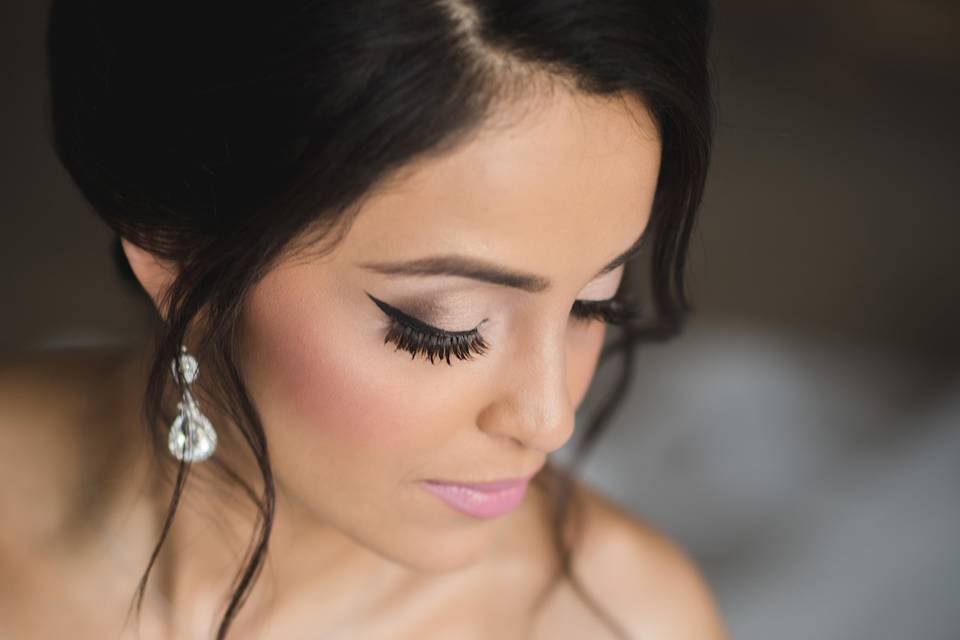 Pink Bridal Straws — Tamara Makeup and Hair Artistry