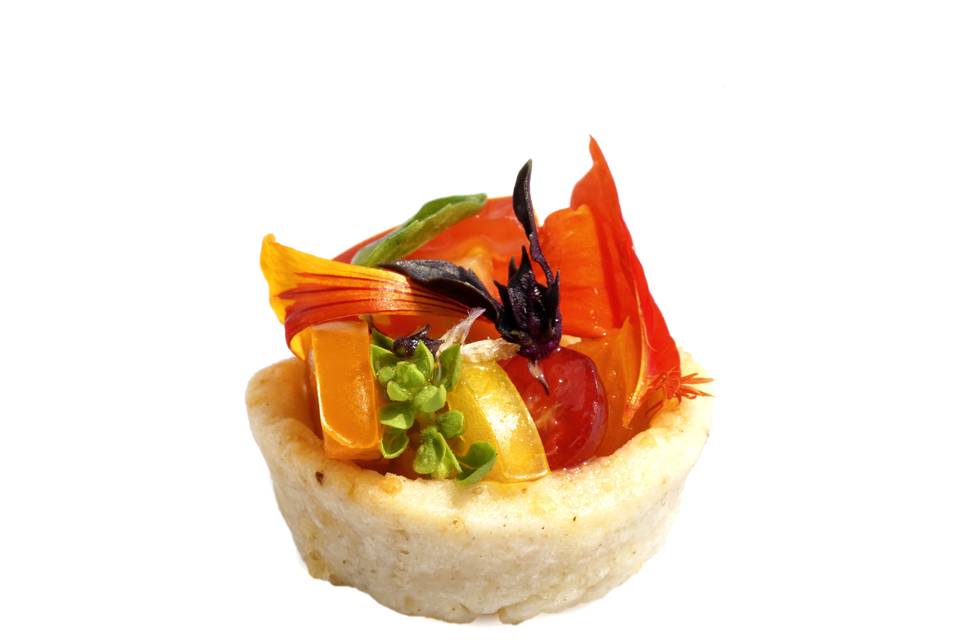 Canapés | heirloom tomato tart