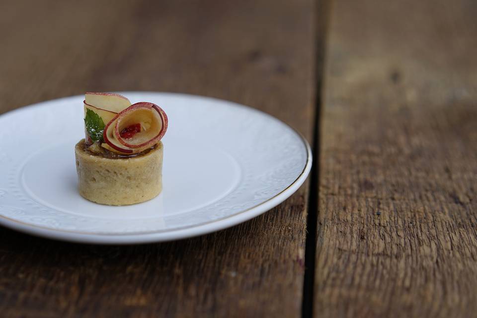 petits fours | white peach tart