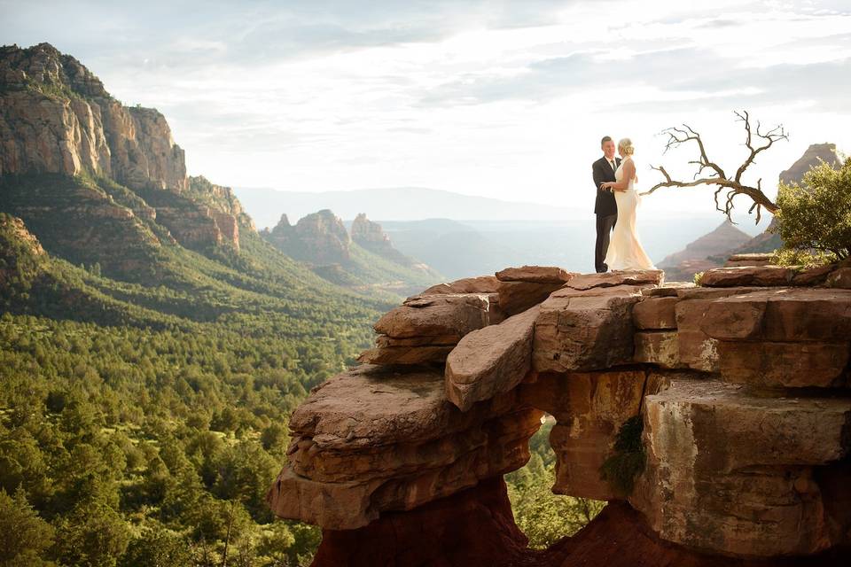 Sedona Elopement on Merry Go Round Rock