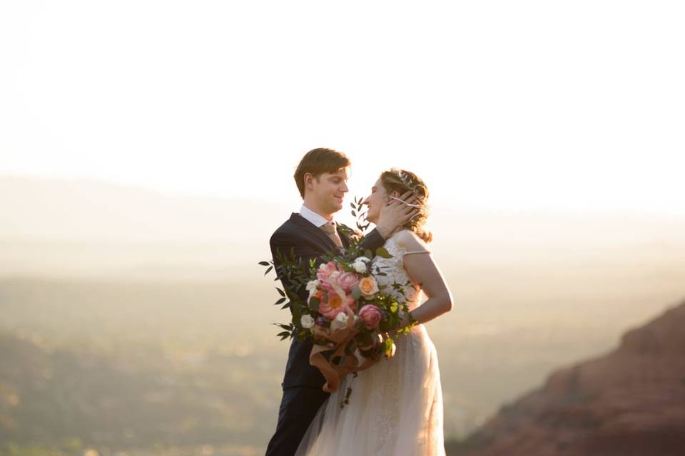 Sedona Elopement on Merry Go Round Rock