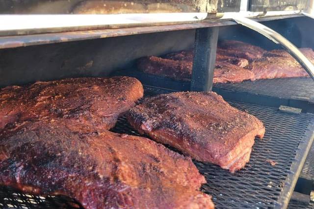 Flamin' Flips BBQ Pit