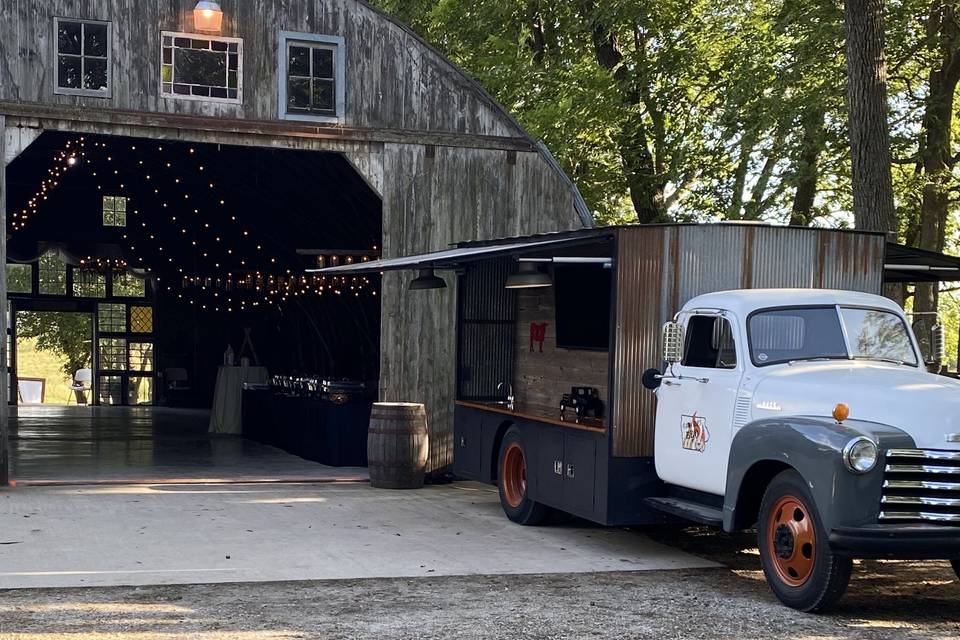 Flamin' Flips BBQ Pit