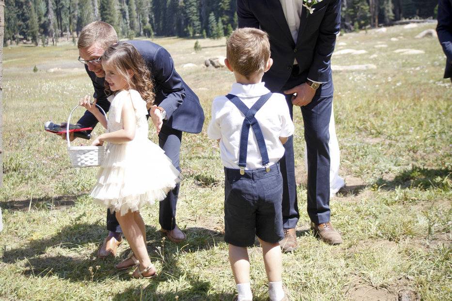 Assisting the flower girl