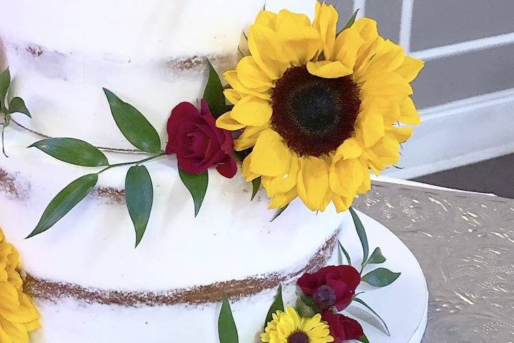 Naked Wedding Cake Closeup