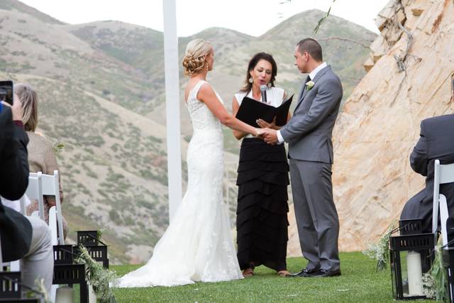 Weddings by Roxanne Hunt