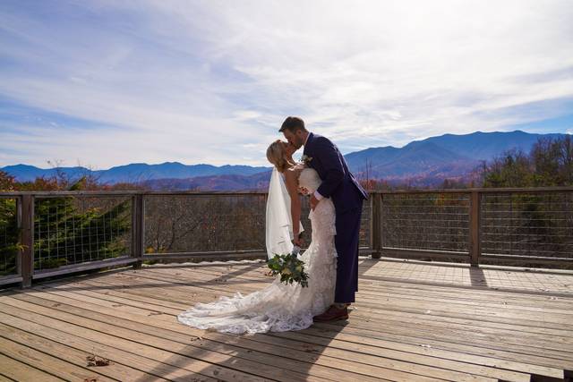 Above The Mist Wedding Services