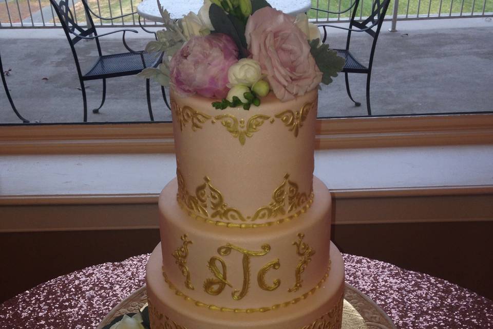 Elegant cake