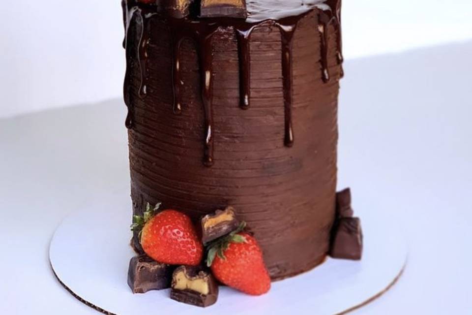 Chocolate cake & ganache
