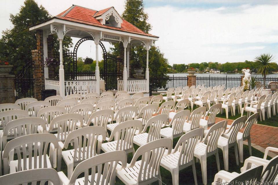 Weissgerber's Golden Mast venue with a view of  the  Okauchee Lake