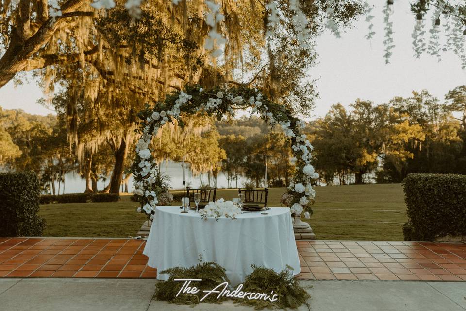 Sweetheart Table