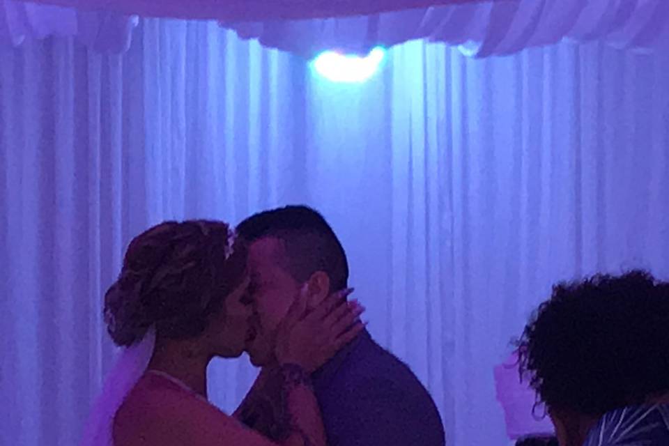Mexican Wedding: The Kiss