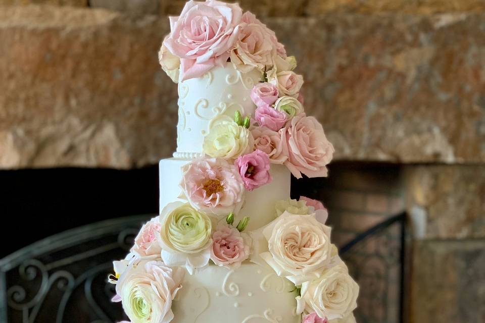 Elegant Wedding Cake