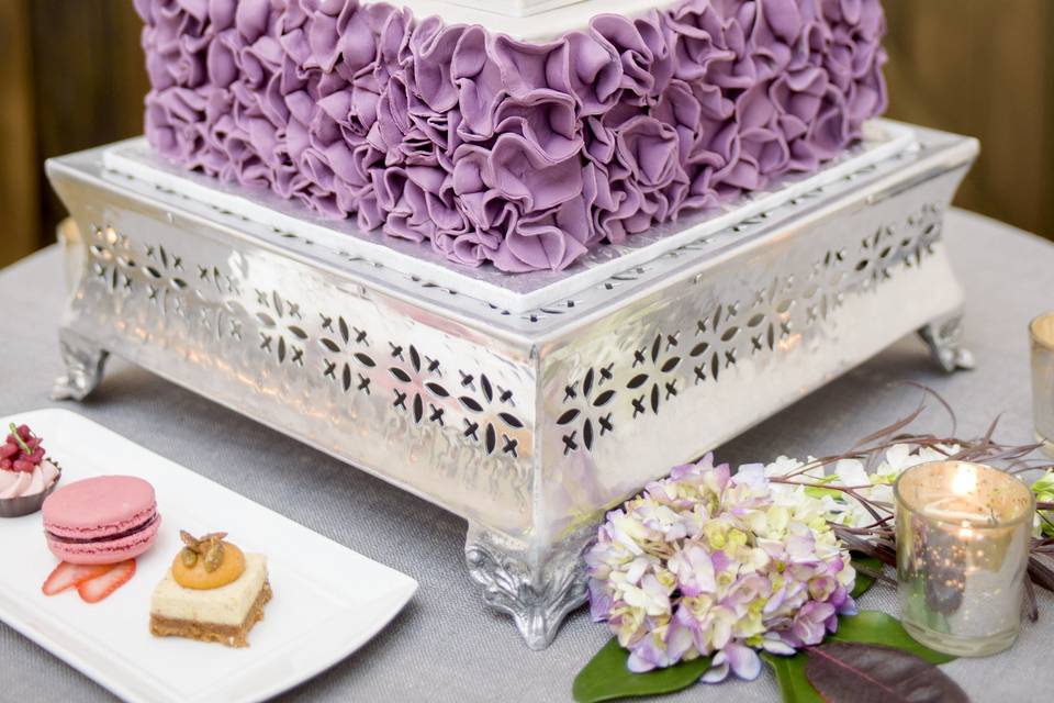 Violet cake