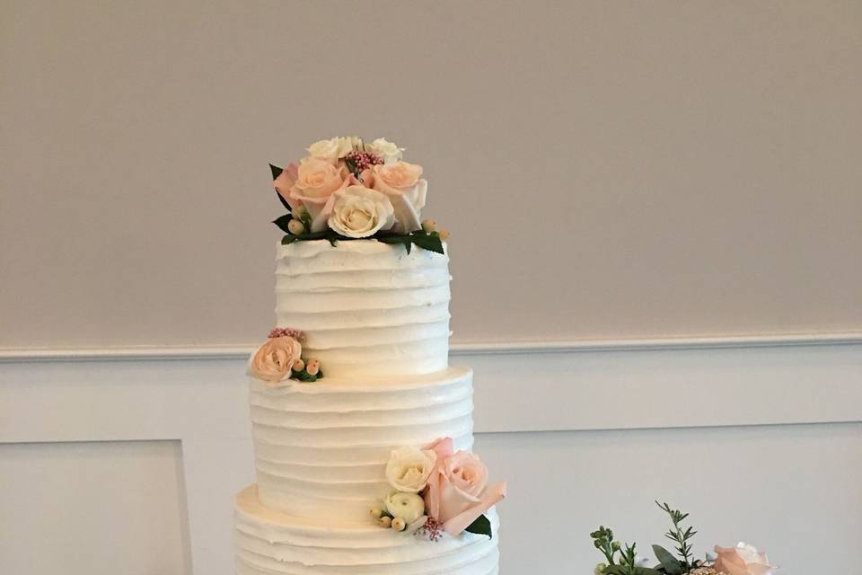 Simple cake design