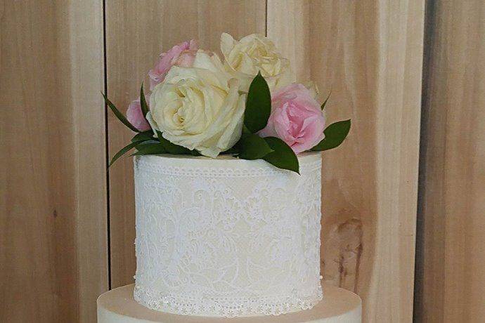 Buttercream and cake lace