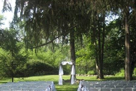 A Back Lawn Ceremony