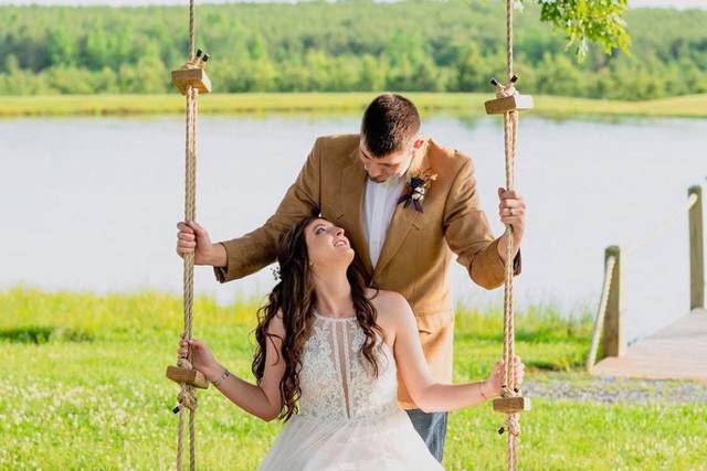 Lovers on the swing