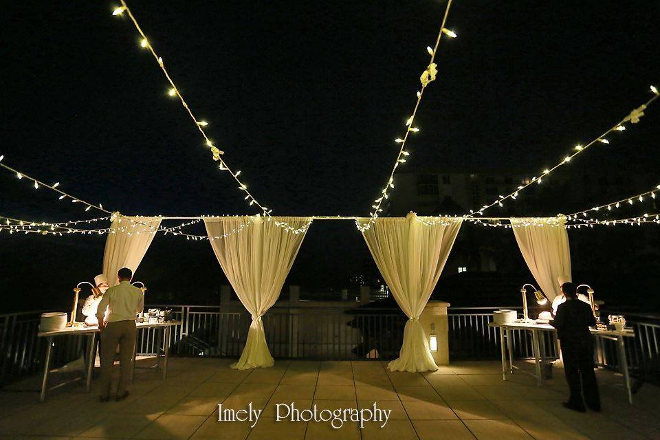 Marble gobo on dancefloor