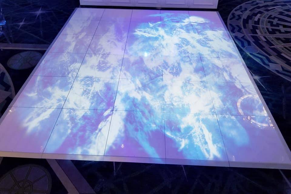 Marble gobo on dancefloor