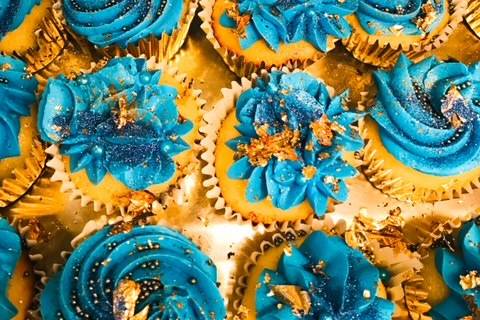 Blue and Gold Cupcakes