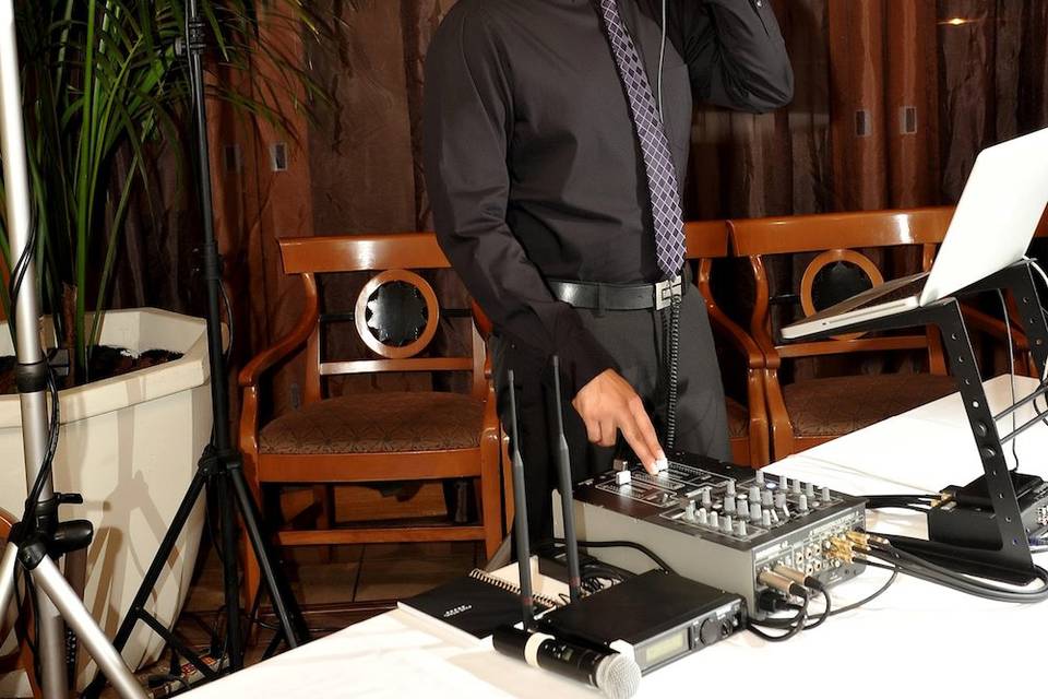 Maui Wedding DJ