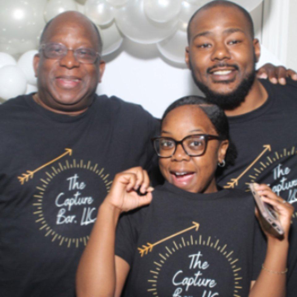 Mr Theo, Amanda, Trae