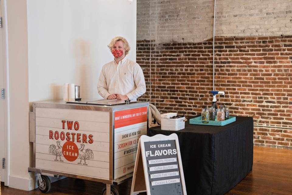 Cart & Toppings Bar