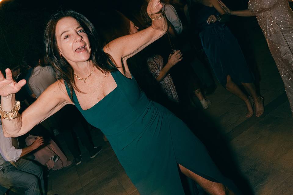 Reception dancing