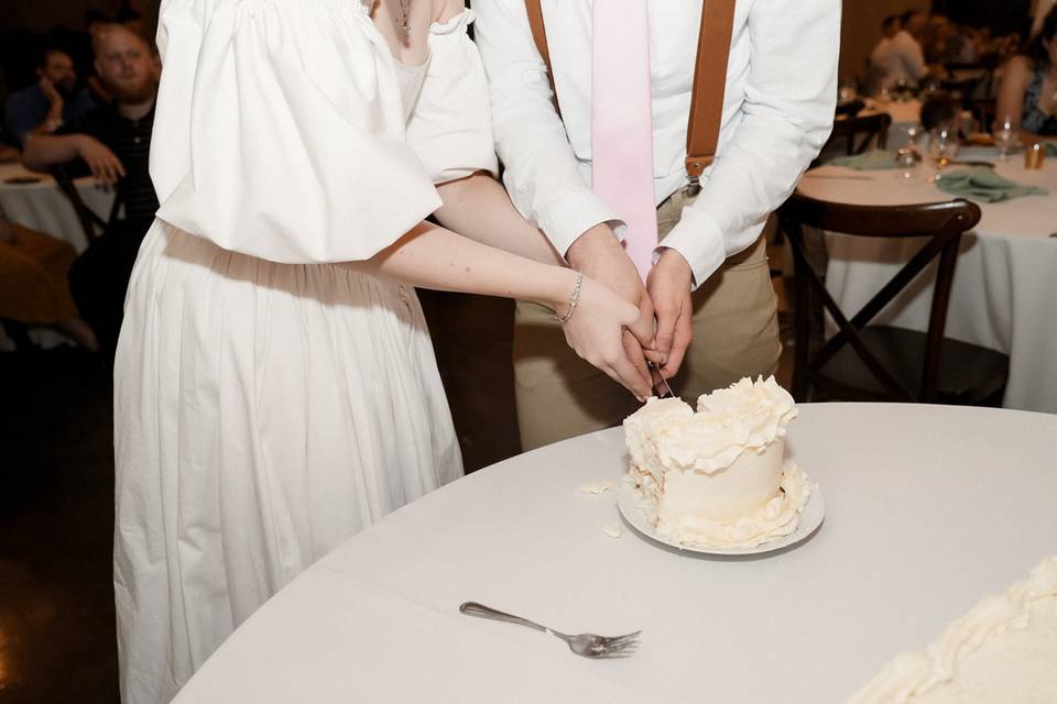 Cake cutting