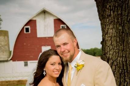 Country Delaware Wedding Photography
Wedding Photography at The Farm in Felton Delaware